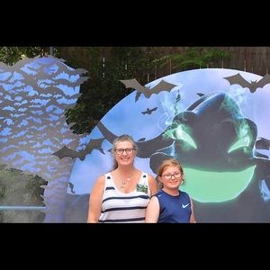 Meet your Posher, Laura